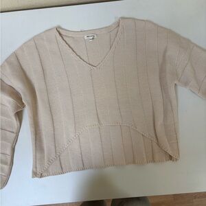 oversized Cream Knit V-Neck sweater Miracle USA brand. size S / M